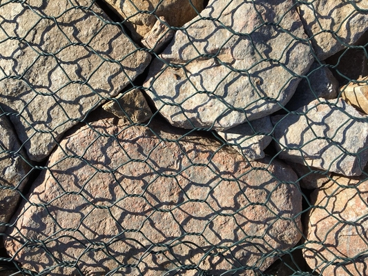 2.0mm Galvanized Steel Wire Gabion Basket Mesh With 80*100 Mesh Size And 50-100 Stone Size