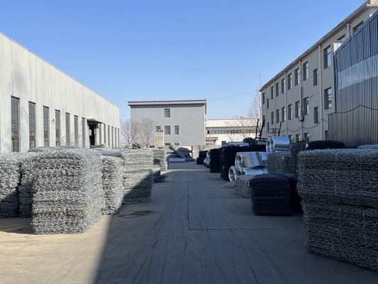 Hot Dipped Galvanized Steel Wire Gabion Basket Mesh For Retaining Wall