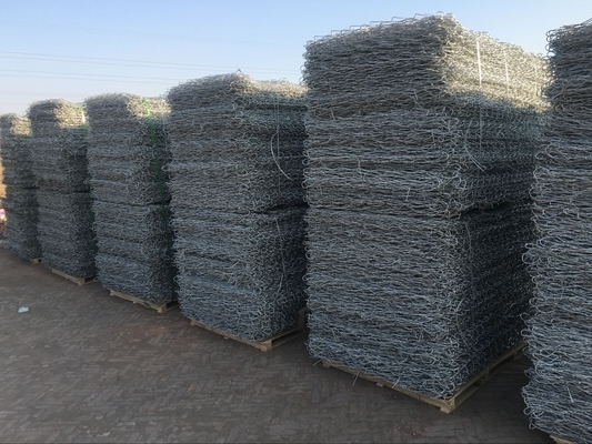 350 - 550N/Mm2 Tensile Strength Gabion Baskets For Retaining Wall