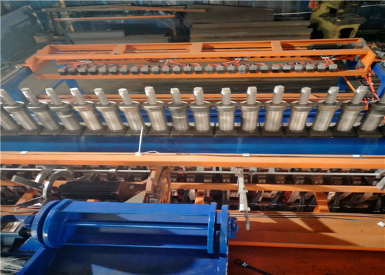 3mm 8mm Wire Mesh Welding Line , Automatic Wire Mesh Machine
