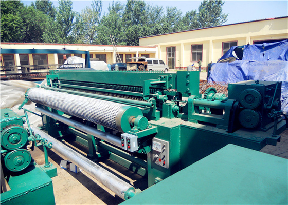 Steel Welded Wire Mesh Machine 80rows/Min 6feet 7feet Mesh width