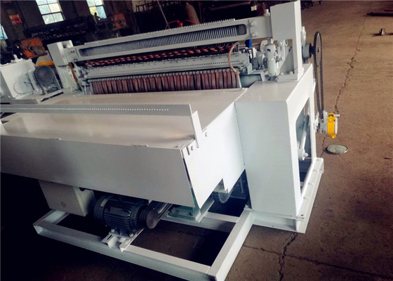 1.5T Fully Automatic Welded Wire Mesh Machine 2.2kw 1/4'' 1/2'' Mesh Opening