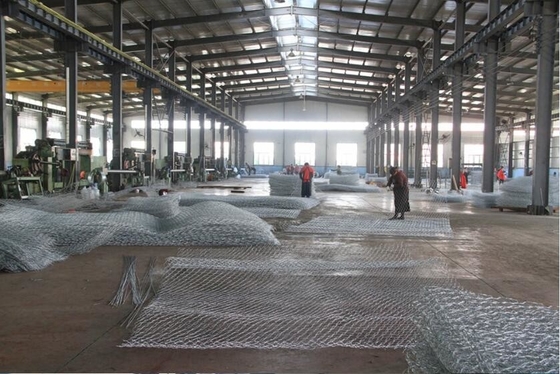Automatic Hexagonal Gabion Wire Mesh Machine 2.5m 3m 4.3m Length 100*120mm Hole Size