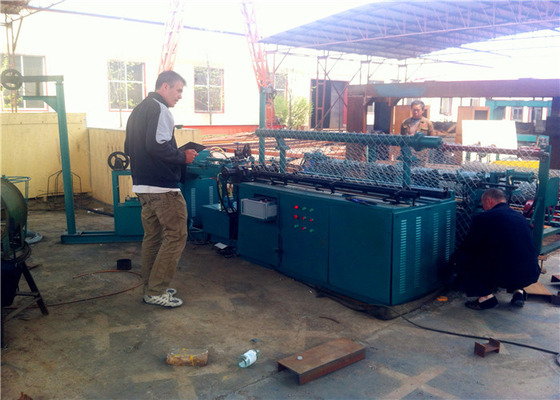 High Speed Metal Chain Link Fence Machine 1.8mm 4.0mm 9.0KW Two Feeding Wires