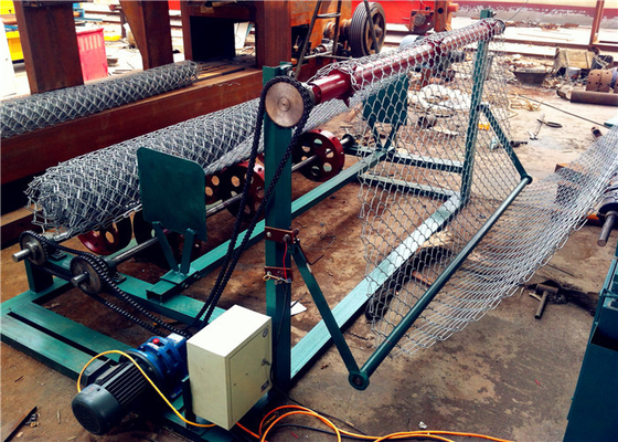 High Speed Metal Chain Link Fence Machine 1.8mm 4.0mm 9.0KW Two Feeding Wires