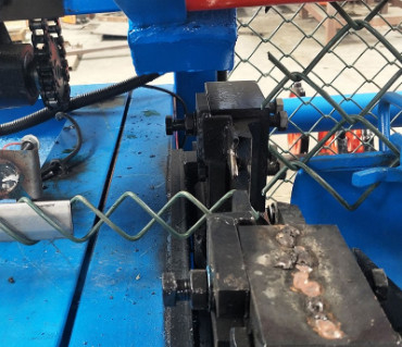 double wire feeding Diamond Mesh Weaving Machine low noise
