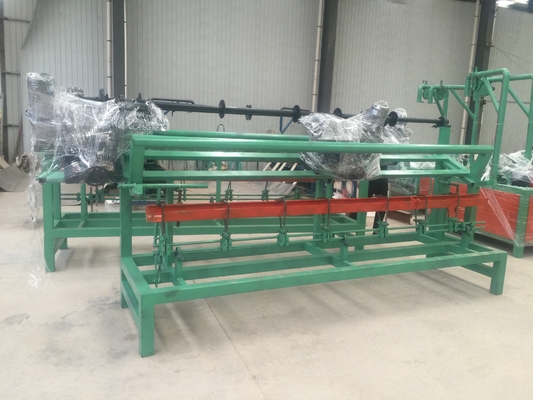 4mm 380V Chain Link Fencing Machine 120m2/h ​2 Feeding Wire