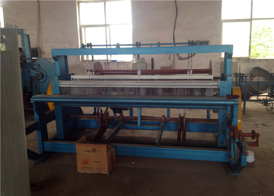 Full Automatic Crimped Wire Mesh Weaving Machine 6mm With Hydraulic Pump