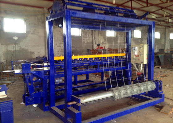 380V 50HZ Wire Mesh Weaving Machine 55times/Min 2000mm Grassland Fence Machine