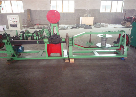 Single Twist Razor Barbed Wire Machine Power Saving 60kg/h 2.6mm Strand Diameter
