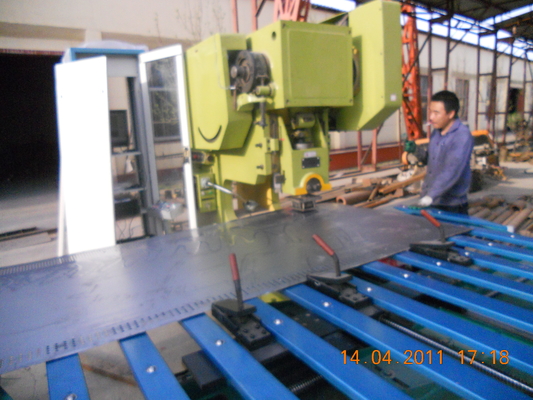 Durable Biggest Perforated Metal Machine 2mm Hydraulic Overload Protection